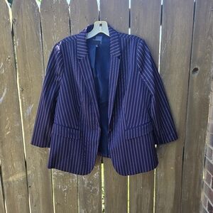 The limted stripped blazer